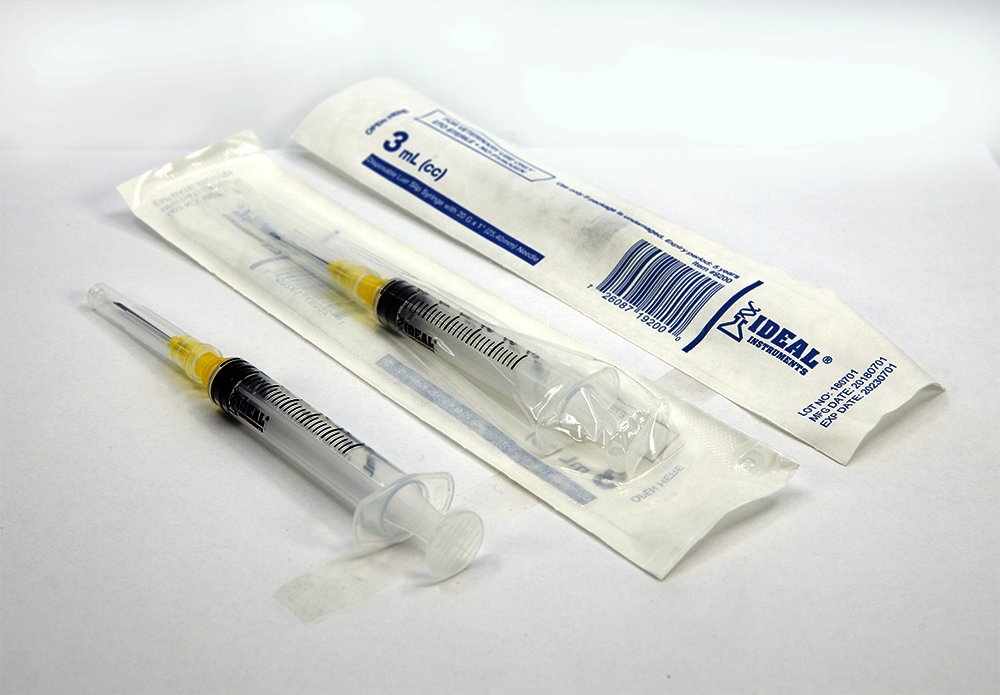 Ideal Syringes with Needles 3cc Luer Lock 18ga x 1.5"