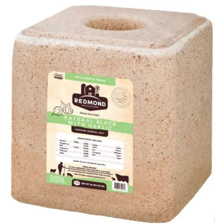 Redmond Garlic Mineral Salt Block - 50lb